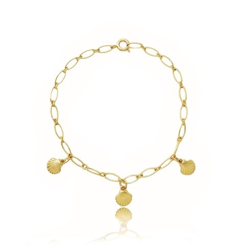 Pulseira com três pingentes de concha folheado em ouro 18k
