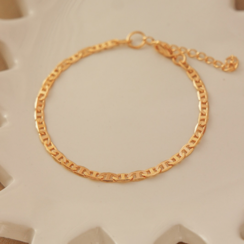 Pulseira corrente trabalhada estilosa folheada em ouro 18k