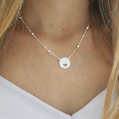 Colar com pingente medalha de signo leão folheado em prata - comprar online
