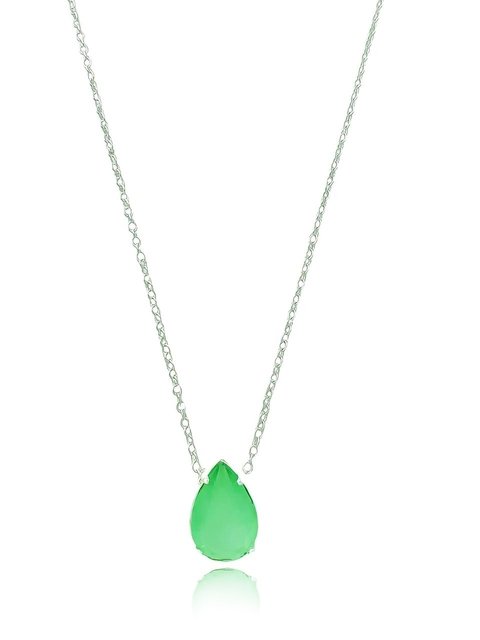Colar com pingente pedra verde fosca folheada em prata