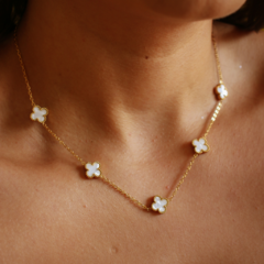 Colar vários trevos pingente zircônia madre pérola folheado em ouro 18k - comprar online