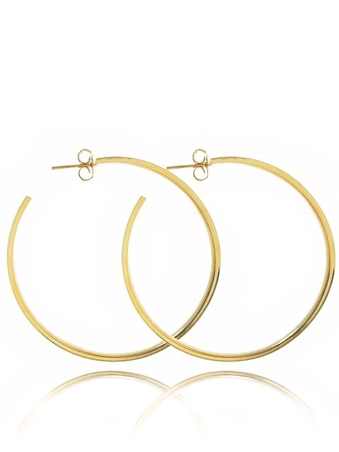 Brinco argola grande com design fundo folheada em ouro 18k