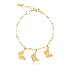 Pulseira com três borboletas texturizadas folheado em ouro 18k - comprar online
