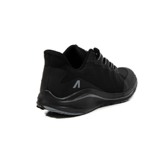 ZAPATILLA ALPHA MOTION FULL BLACK (M) en internet