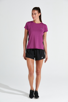 REMERA ANUKIS FUCSIA BLACK