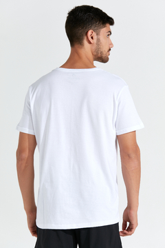 Imagen de REMERA HOMBRE BASIC WHITE