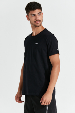 REMERA HOMBRE BASIC BLACK - A NATION