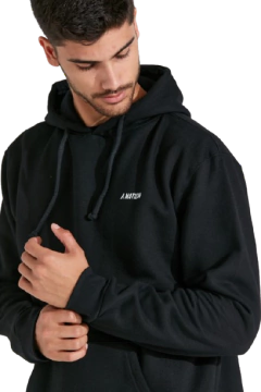 BUZO HOMBRE BASIC HOODIE BLACK en internet