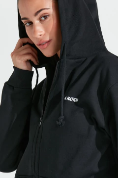 CAMPERA MUJER BASIC HOODIE BLACK en internet