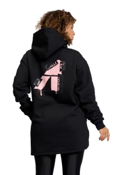 BUZO HODDIE STREET MUJER BLACK FUCSIA en internet
