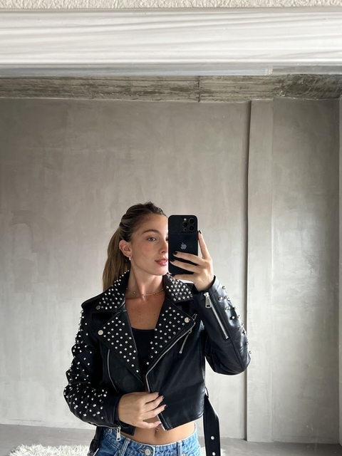 Campera Tachas IMPORTADA