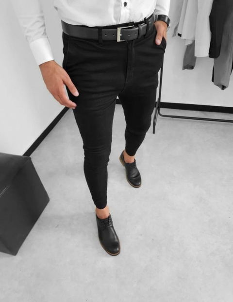 Pantalon CORTE CHINO
