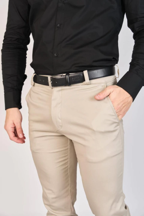 Pantalon de vestir corte chino