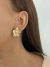 Brinco flor P banhado a ouro18k