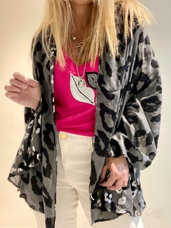 Pashmina animal print en grises y plata - comprar online
