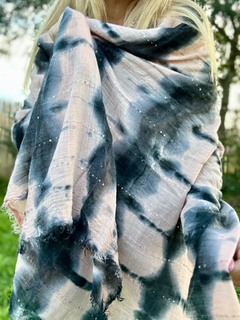 Maxi pashmina batik con mini lentejuelas en internet