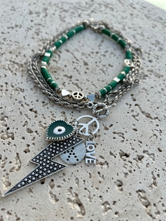 C024 Collar doble con verdes y metal plateado nickel en internet