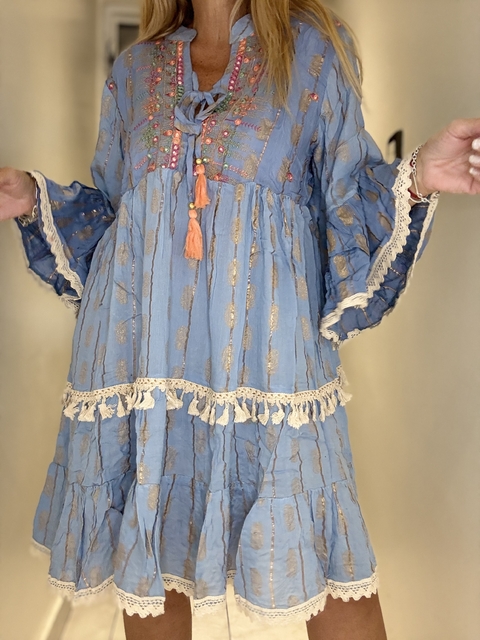 V520B Vestido de algodón de india con borlas celeste jean