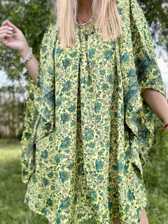 T15 Túnica de seda de india estampada con cuello plisado