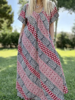 V677 Vestido de algodón de india plisado en el pecho estampado en verdes con colorado - comprar online