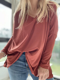 GL01B Remeron de modal gamuzado terracota mangas largas - tienda online