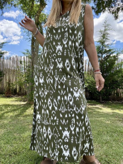 V05 Vestido de lino elastizado estampado en verde musgo y crema - comprar online
