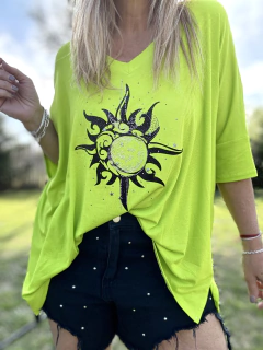 MCA102 Maxi remeron de morley color lima con aplique sol/luna - Tu Guiseppa