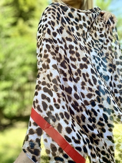 PAS103 Pashmina de poliester estampada print en tonos tierra con línea colorada - tienda online