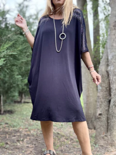 Imagen de VM01 Vestido de modal negro con lluvia de mini strasses plata y negros