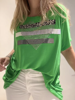 MCA73 Remeron de modal verde con maxi corazón de tachas