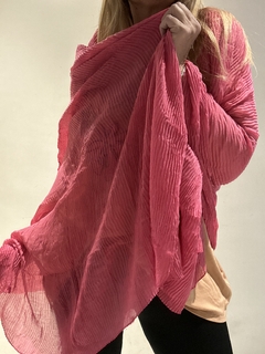 Pashmina plisada de algodon y poliester fucsia