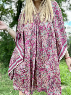 T15 Túnica de seda de india estampada con cuello fruncido