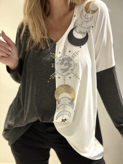 MLA51 Remeron de modal dos colores con aplique de medias lunas - comprar online