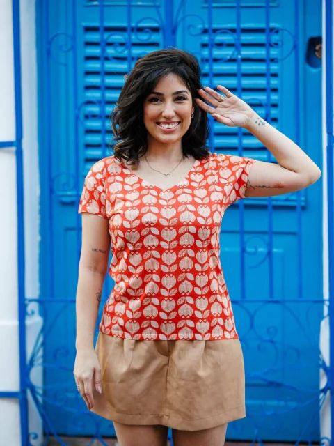 T-Shirt Flowers Feminina #1164