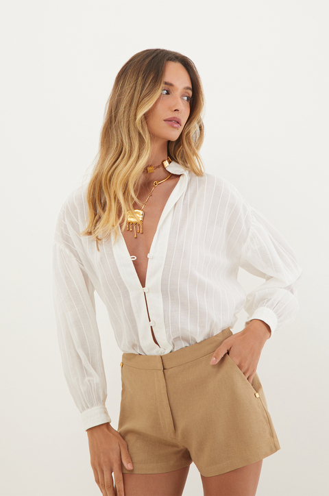 SHORT IUNA DETALHE SANTAL