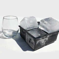 Cubetera de silicona para 4 cubos de hielo de 6cm en internet