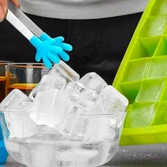 Cubetera de silicona para 20 cubos de hielo de 2.5cm - Ionify | Tienda oficial