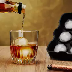 Cubetera de silicona con tapa para formar 9 esferas de 4,5cm - comprar online