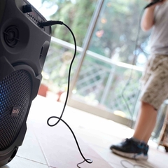 Imagen de COMBO 2 Parlantes Loud 8 KRK TWS con USB, Radio FM y Microfono