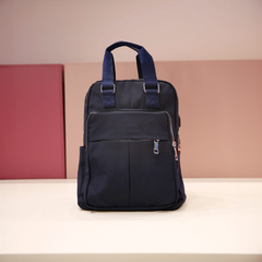 Mochila Ionify Urbana Air Azul Puerto Usb Impermeable - comprar online