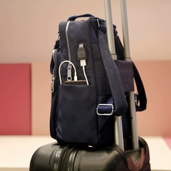 Mochila Ionify Urbana Air Azul Puerto Usb Impermeable