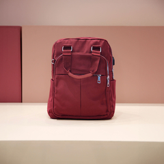 Mochila Ionify Urbana Air Roja Puerto Usb Impermeable - comprar online