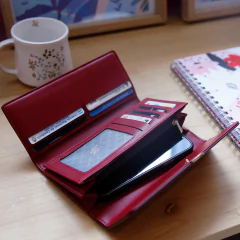 Billetera Ionify Ur Manhattan Roja Sobre De Mujer Grande en internet