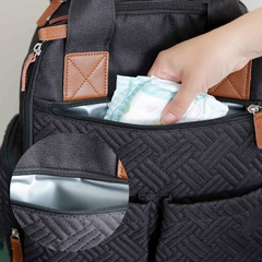 Mochila Maternal Ionify Ur Oxford Negra Cambiador Porta Mamadera - Ionify | Tienda oficial