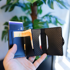 Billetera Ionify Urbana Carbon con Gatillo y Protección RFID - Ionify | Tienda oficial