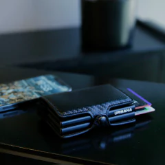 Billetera Doble Ionify Urbana Carbon XL con Gatillo y Protección RFID en internet