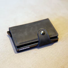 Billetera Ionify Urbana W con Gatillo y Protección RFID Gris - Ionify | Tienda oficial