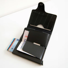 Billetera Ionify Urbana W con Gatillo y Protección RFID Croc Negra - tienda online