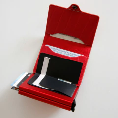 Billetera Doble Ionify Urbana W XL con Gatillo y Protección RFID Croc Roja - Ionify | Tienda oficial