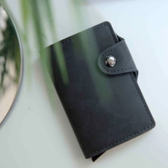 Billetera Ionify Urbana W con Gatillo y Protección RFID Gris